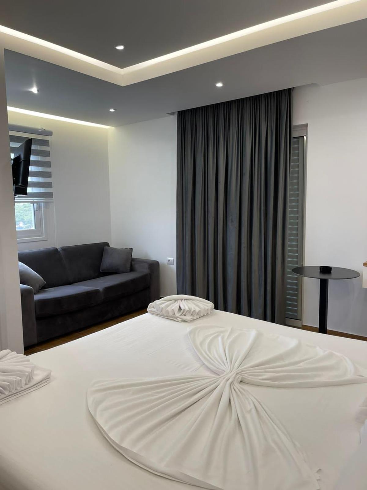 Anna Hotel Ksamil Exterior foto